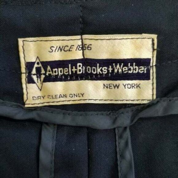 Vintage 1976 Hilton Hotel Staff Uniform Jacket - Picture 7 of 9